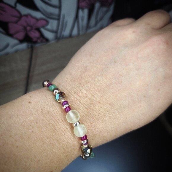 Fluorite and Cherry Quartz Bracelet | Handmade Crystal Jewelry - Picture 3 of 8